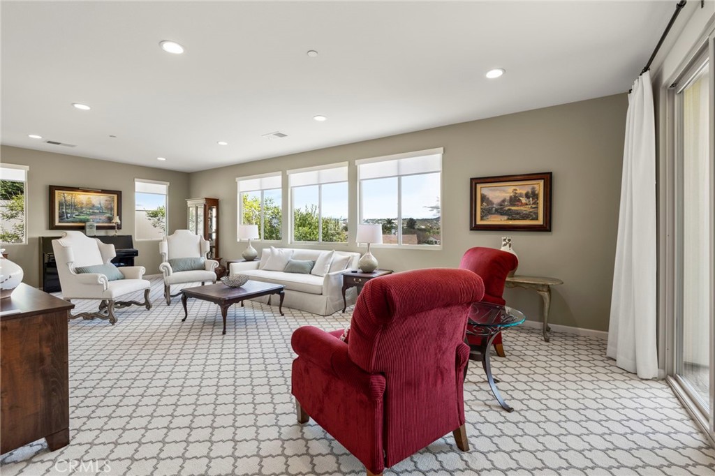 5762 Rancho Del Caballo Bonsall, CA 92003 - Photo 17 of 66