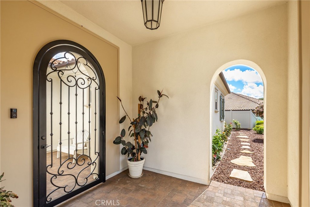 5762 Rancho Del Caballo Bonsall, CA 92003 - Photo 8 of 66