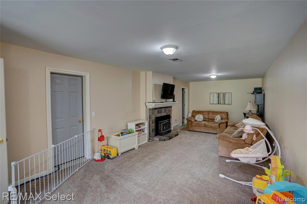 7303 East River Road Flushing, MI 48433 - Photo 26 of 30