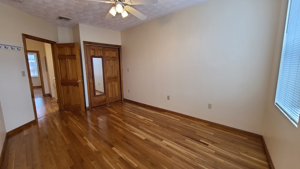 414 Hanover Street, Unit 5 Boston, MA 02113 - Photo 9 of 21