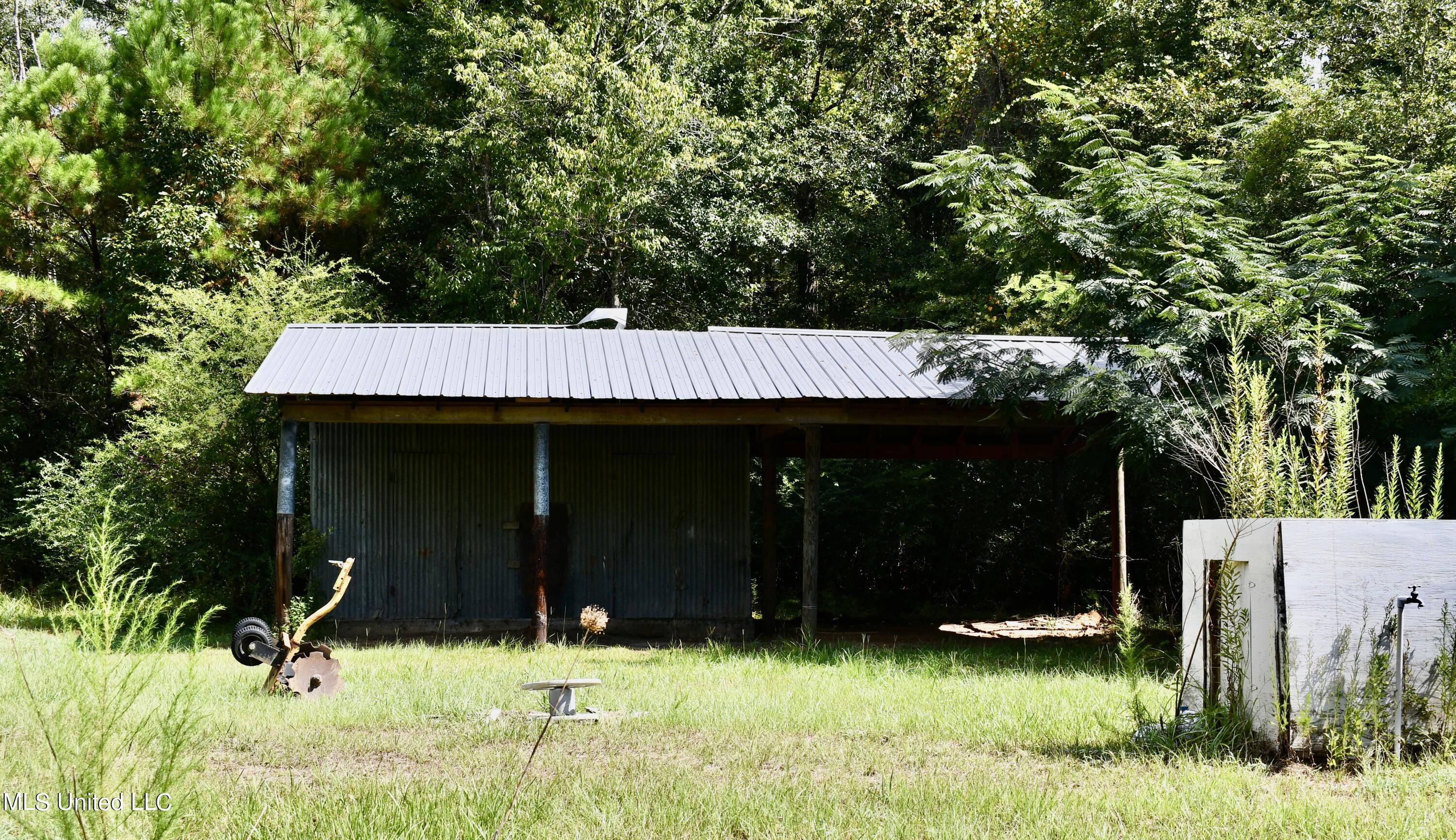 1146 Benndale Road Wiggins, MS 39577 - Photo 5 of 10 6B34B00C-4330-4EA6-AAD7-230F9CF0F383