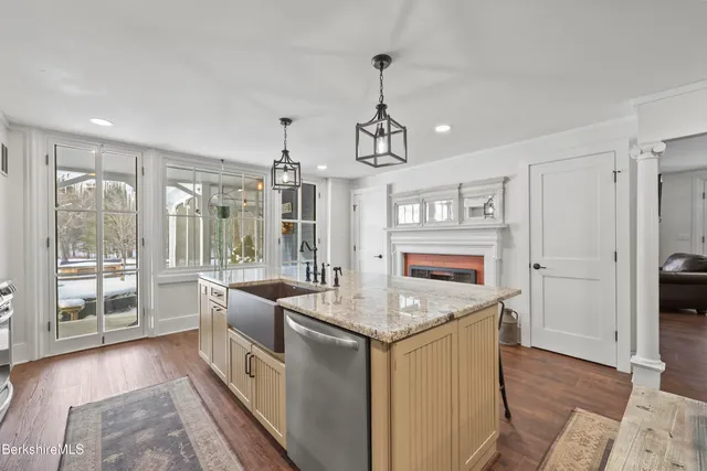$1,399,000 | 295 Blair Road, Williamstown, MA 01267