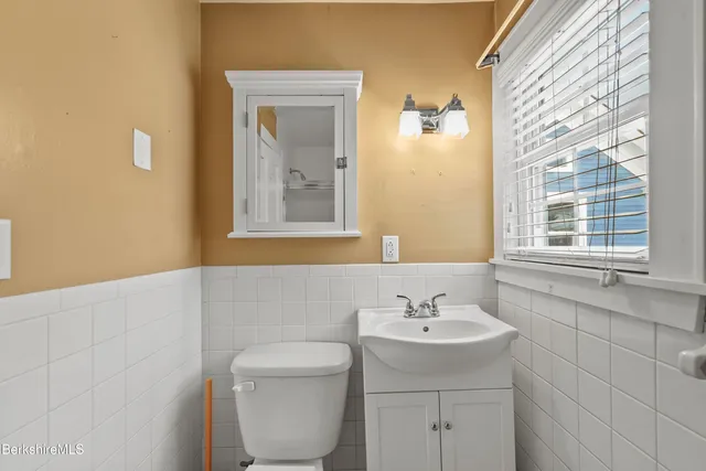 $1,399,000 | 295 Blair Road, Williamstown, MA 01267