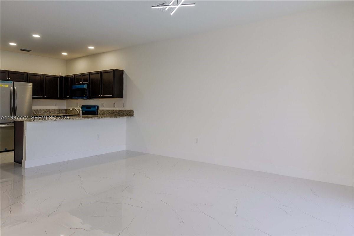 3335 West 94th Terrace Hialeah, FL 33018 - Photo 12 of 49