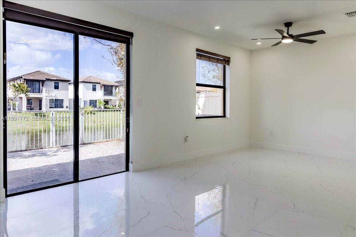 3335 West 94th Terrace Hialeah, FL 33018 - Photo 14 of 49