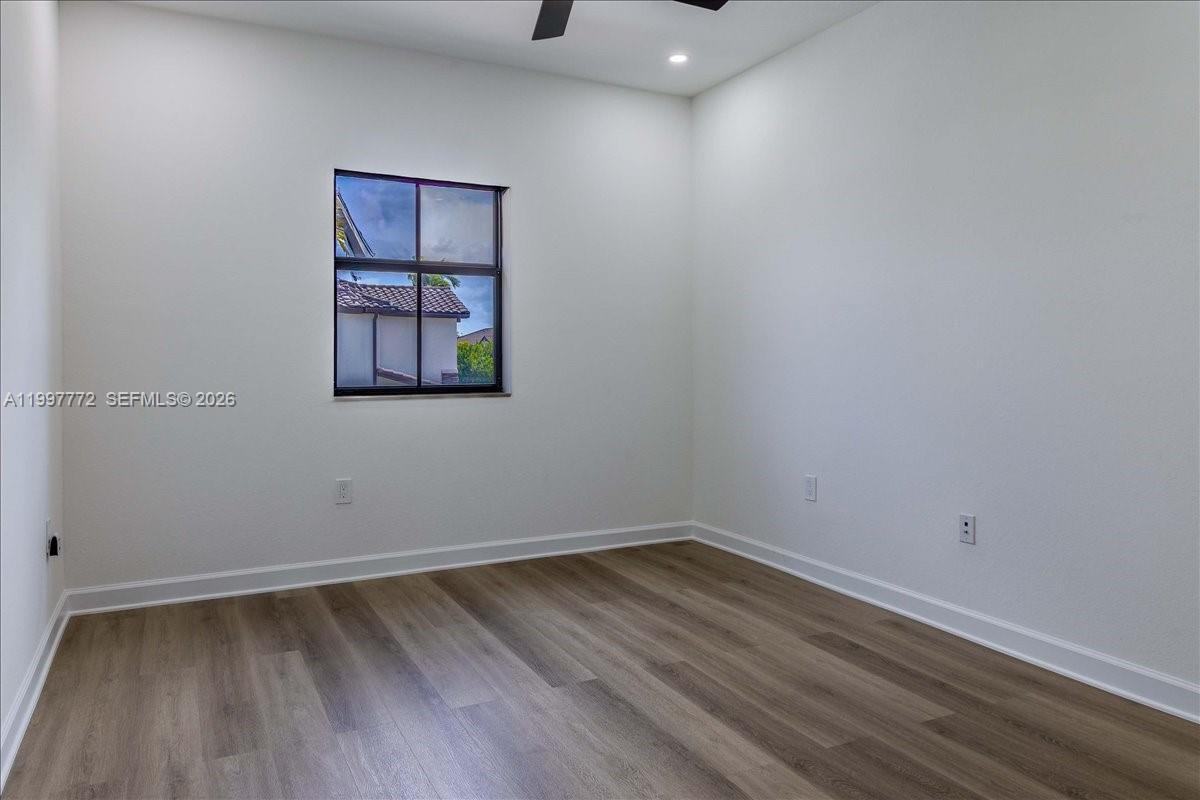 3335 West 94th Terrace Hialeah, FL 33018 - Photo 21 of 49