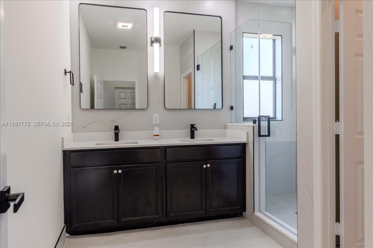 3335 West 94th Terrace Hialeah, FL 33018 - Photo 30 of 49