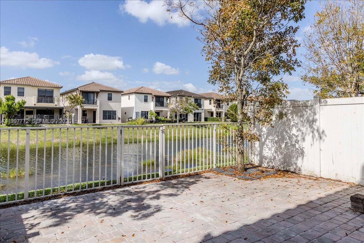 3335 West 94th Terrace Hialeah, FL 33018 - Photo 35 of 49