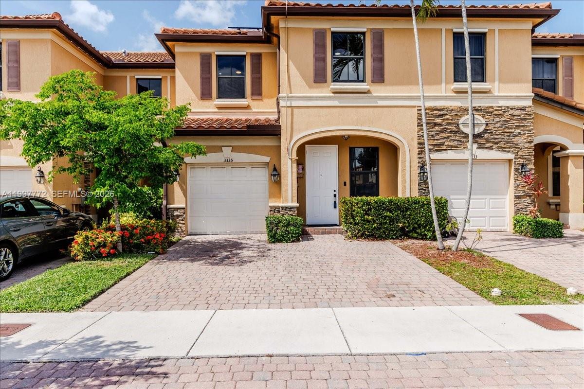 3335 West 94th Terrace Hialeah, FL 33018 - Photo 4 of 49