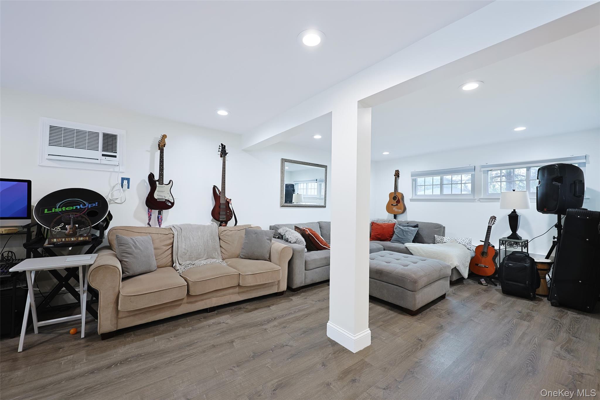 46 Convent Road Syosset, NY 11791 - Photo 28 of 42 Gallery Image 28