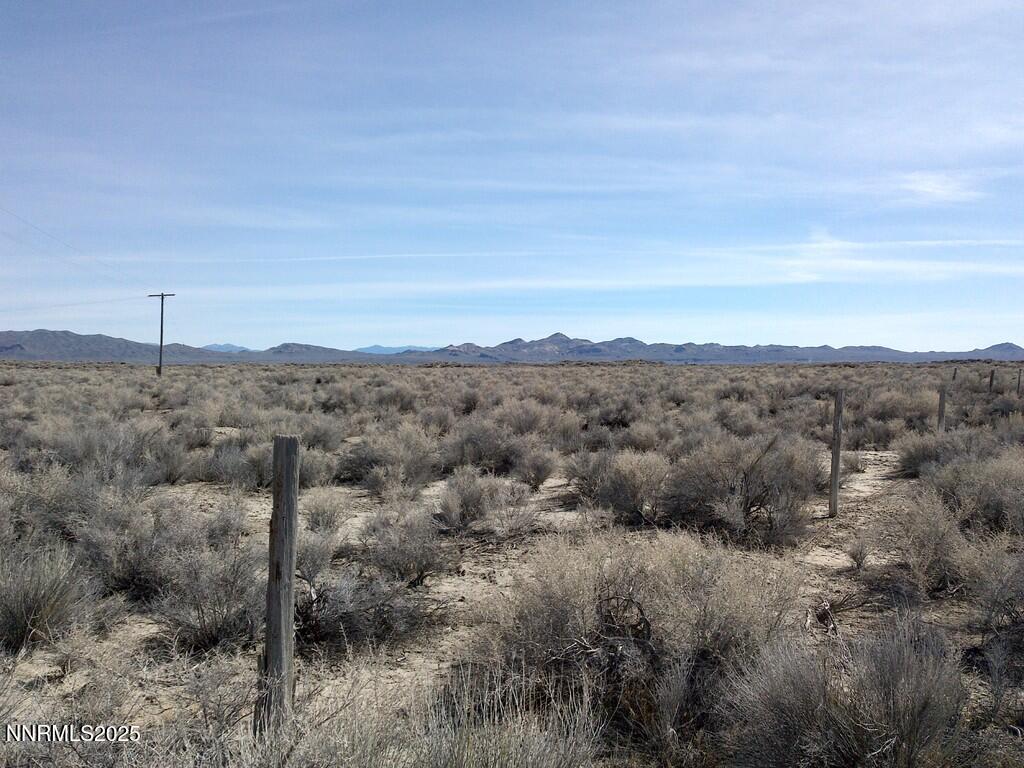 30 7-381-08 Lovelock, NV 89419 - Photo 14 of 31 a view of city and mountain