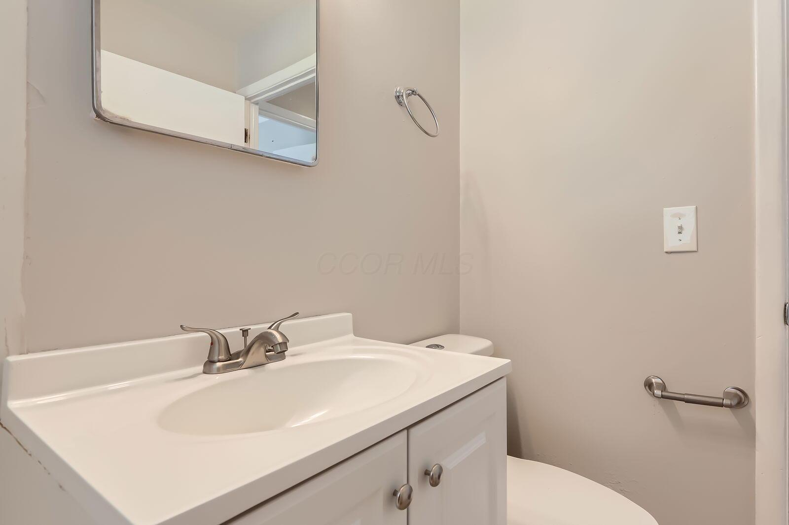 4256 Blythe Road Columbus, OH 43224 - Photo 16 of 27 4256 Blythe Rd Blythe Rd - Web Quality -