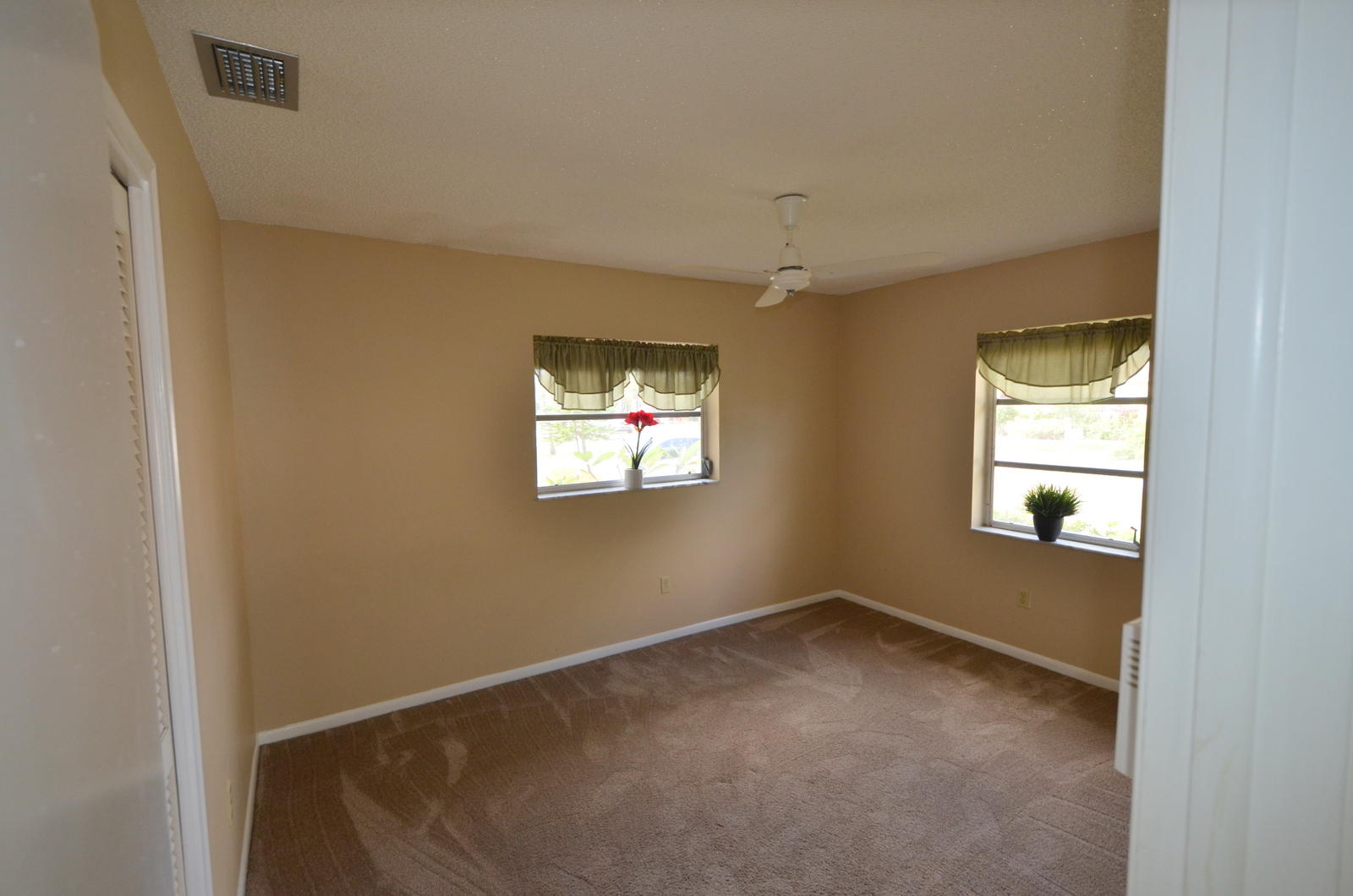 4590 Bison Street Boca Raton, FL 33428 - Photo 15 of 21 Guest bedroom #2