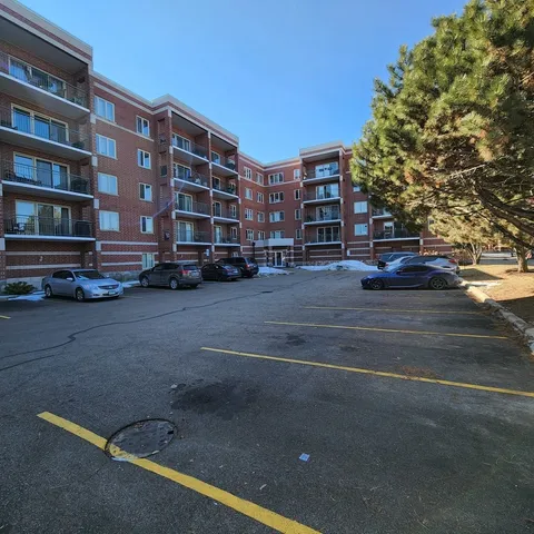 $350,000 | 6441 West Warner Avenue, Unit 506, Chicago, IL 60634