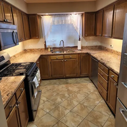 $350,000 | 6441 West Warner Avenue, Unit 506, Chicago, IL 60634