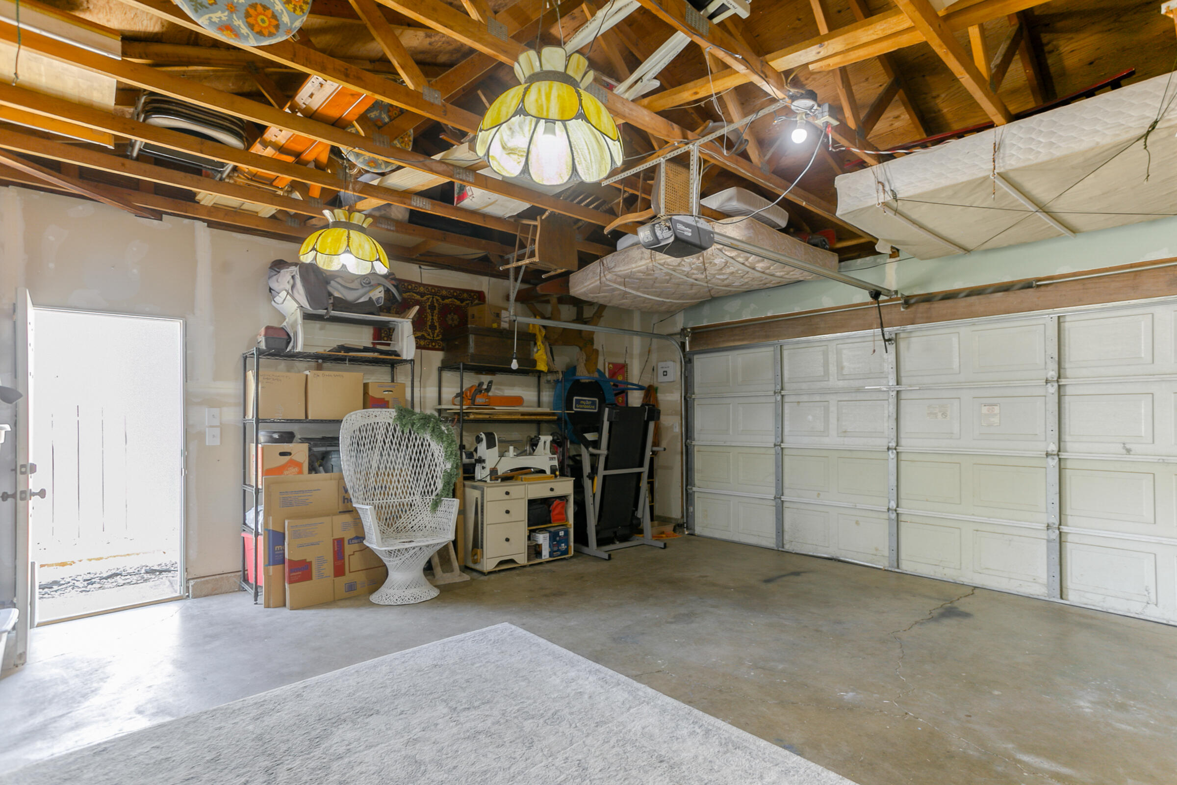 2498 Saturn Redding, CA 96002 - Photo 33 of 40 a view of a garage room