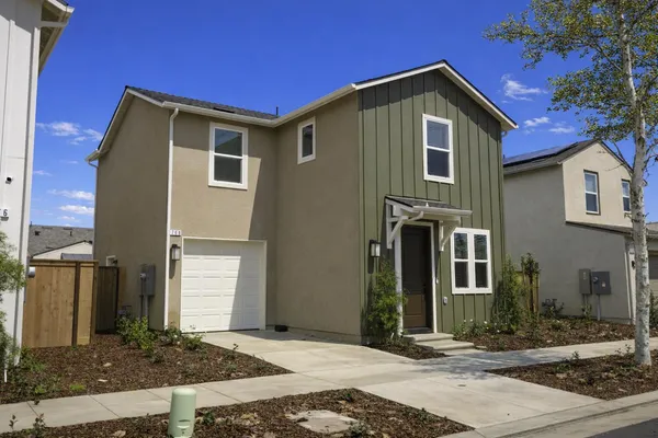 $397,750 | 768 Laina Avenue, Madera, CA 93636