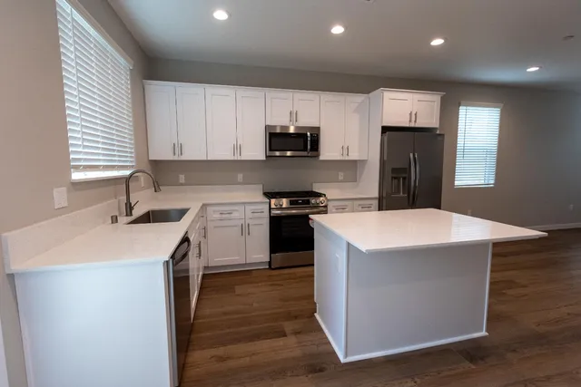 $385,790 | 768 Laina Avenue, Madera, CA 93636