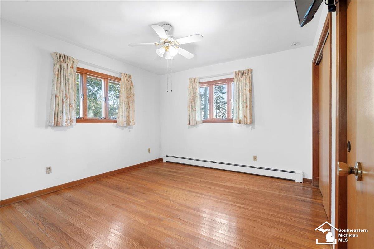 33 Calvin Street Monroe, MI 48162 - Photo 16 of 35 50194605-4a9875c7-dd8c-463c-8c8e-4b6b0a3ec90b.JPG