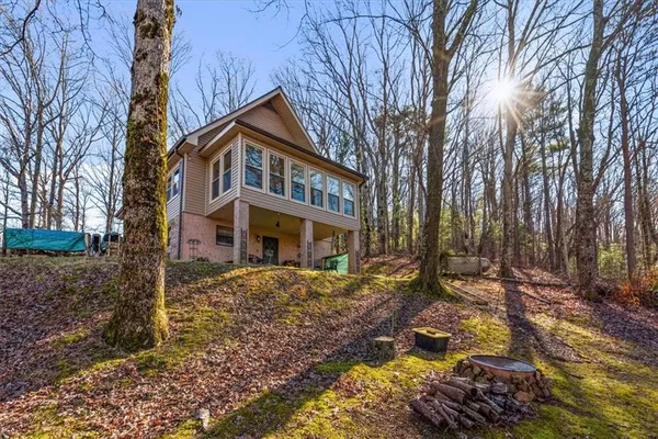 $385,900 | 50 Shawnee Trail, Chatsworth, GA 30705