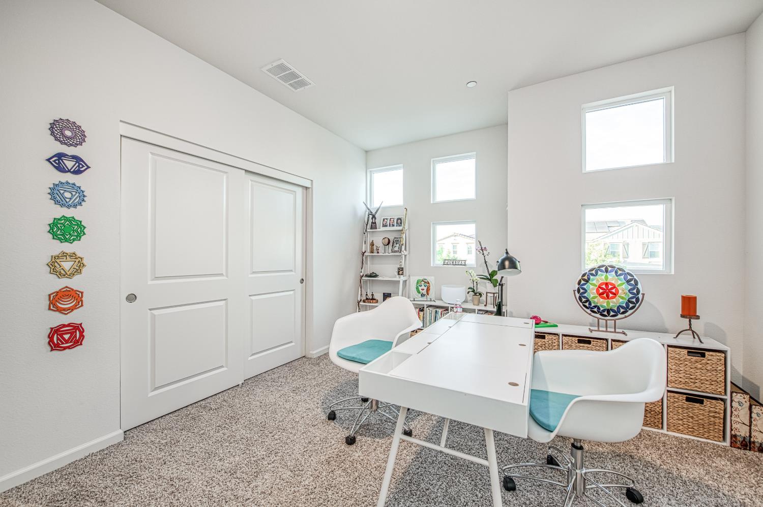 4284 Hillside Road Madera, CA 93636 - Photo 39 of 83 a view of a dining room with furniture