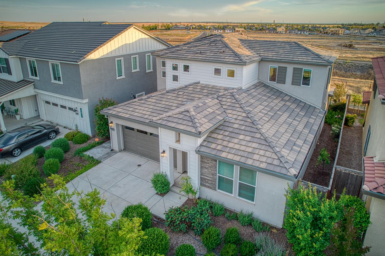 4284 Hillside Road Madera, CA 93636 - Photo 59 of 83 front view of a house with a yard
