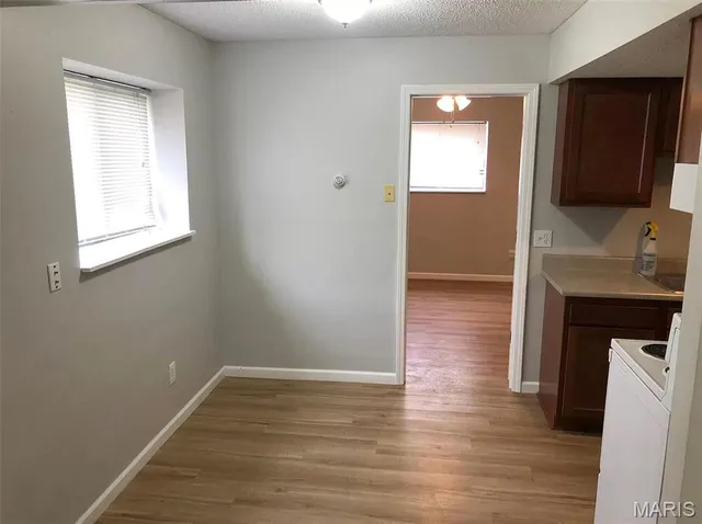 $900 | 8 Jardin Court, Unit E, Collinsville, IL 62234