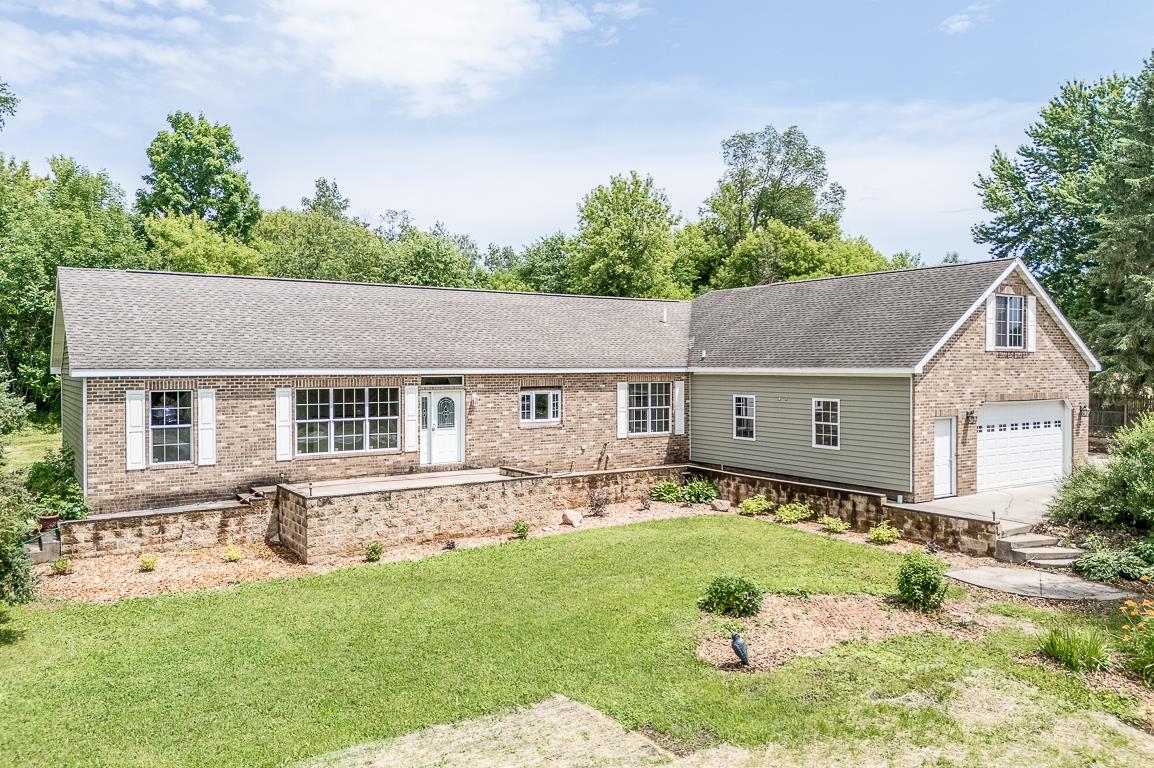 N4816 County Rd B New London, WI 54961 - Photo 2 of 58