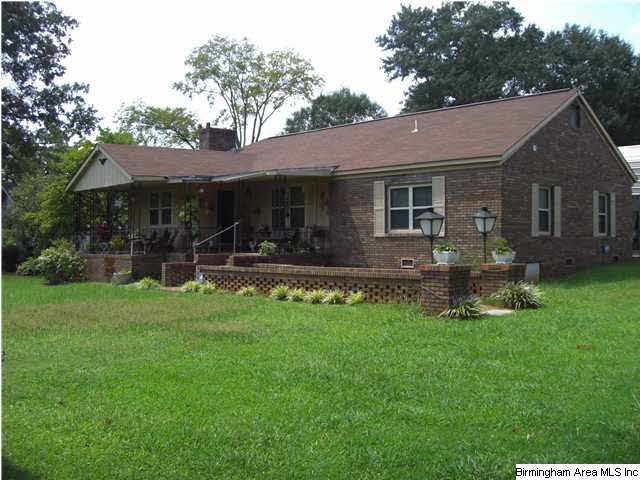 319 Oldfield Road Sylacauga, AL 35150 - Photo 1 of 18