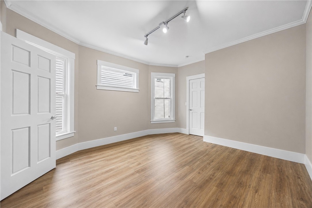 185 Columbia Avenue Rochester, NY 14608 - Photo 12 of 25