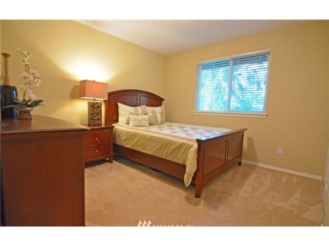1 198th Place Southeast Bothell, WA 98012 - Photo 18 of 24