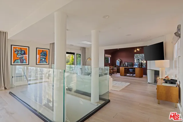 $12,000 | 8430 Franklin Avenue, Los Angeles, CA 90069