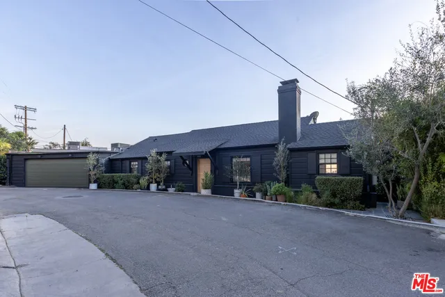 $12,000 | 8430 Franklin Avenue, Los Angeles, CA 90069