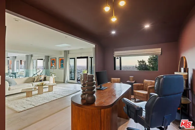 $12,000 | 8430 Franklin Avenue, Los Angeles, CA 90069