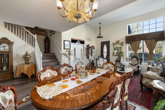 a view of a livingroom and dining room