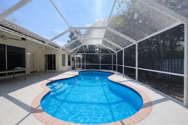 $5,500 | 4853 Northwest 66th Avenue, Lauderhill, FL 33319