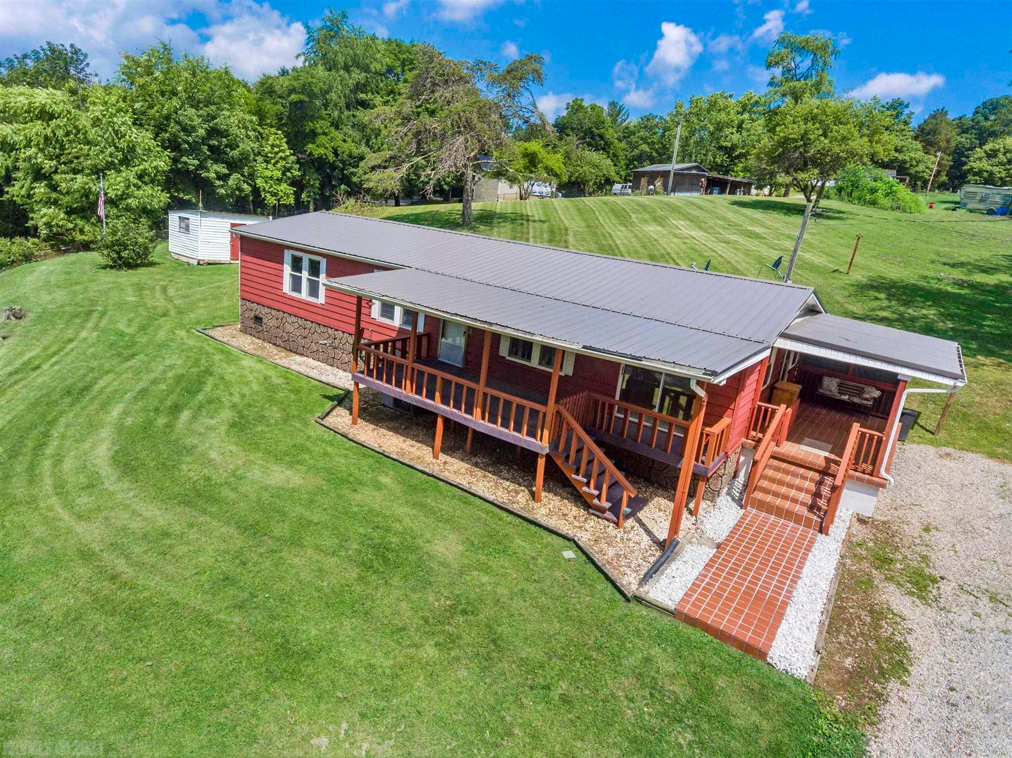 6219 Parrott Mountain Road Parrott, VA 24132 - Photo 24 of 29 Gallery Image 24