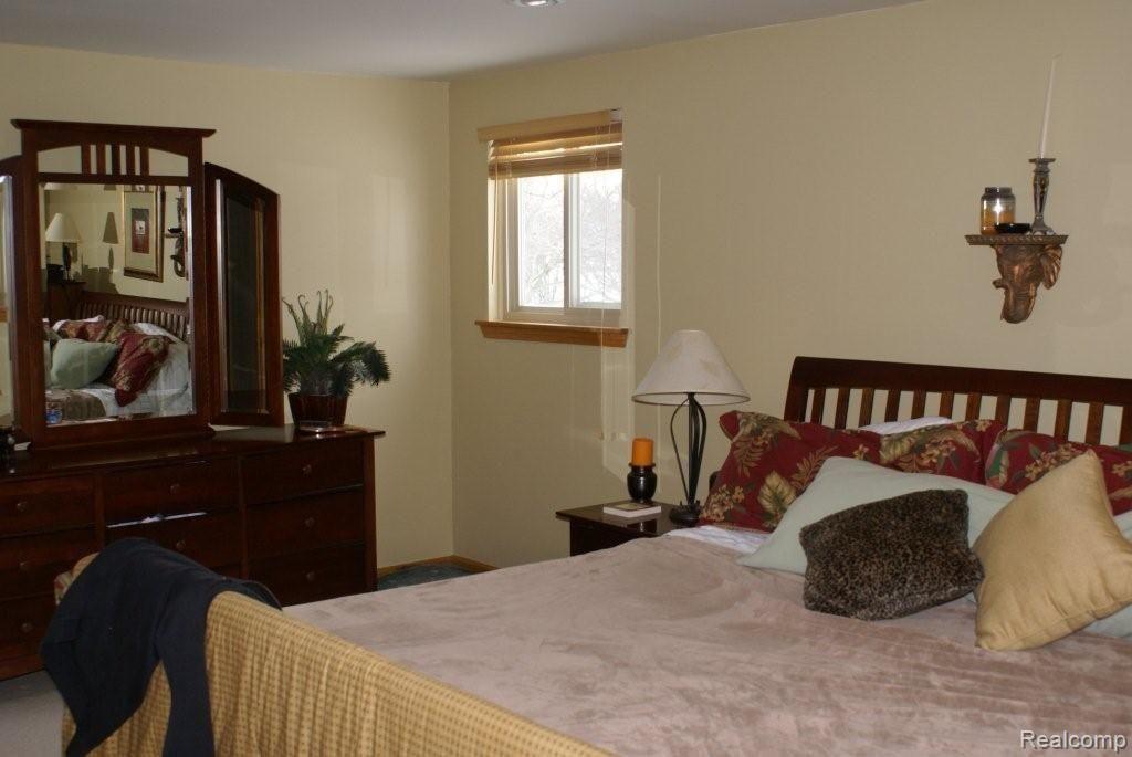 1990 Fair Oak Drive Rochester, MI 48309 - Photo 11 of 23 Master2