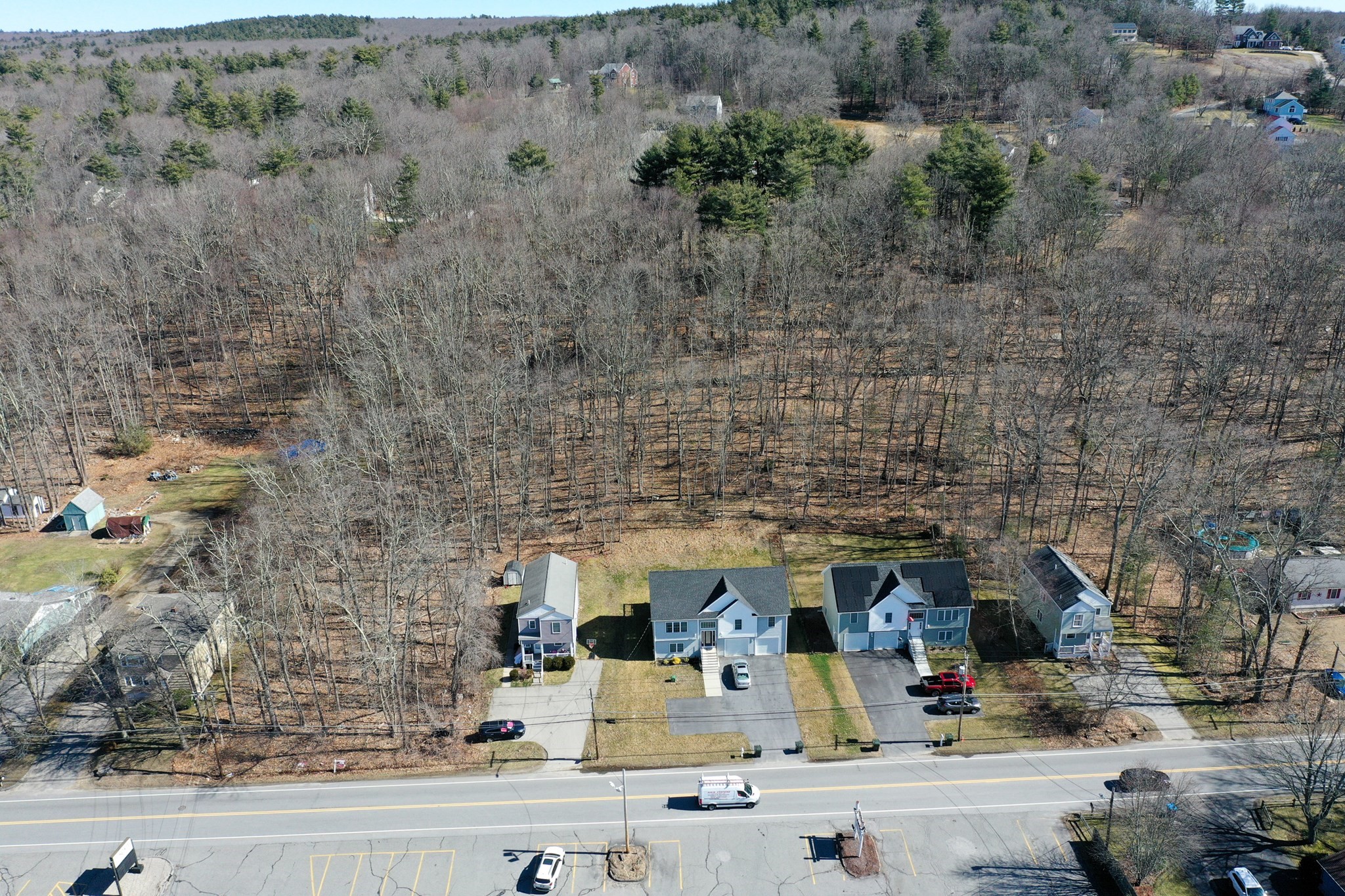 149 Gore Road Webster, MA 01570 - Photo 5 of 19 Gallery Image 5