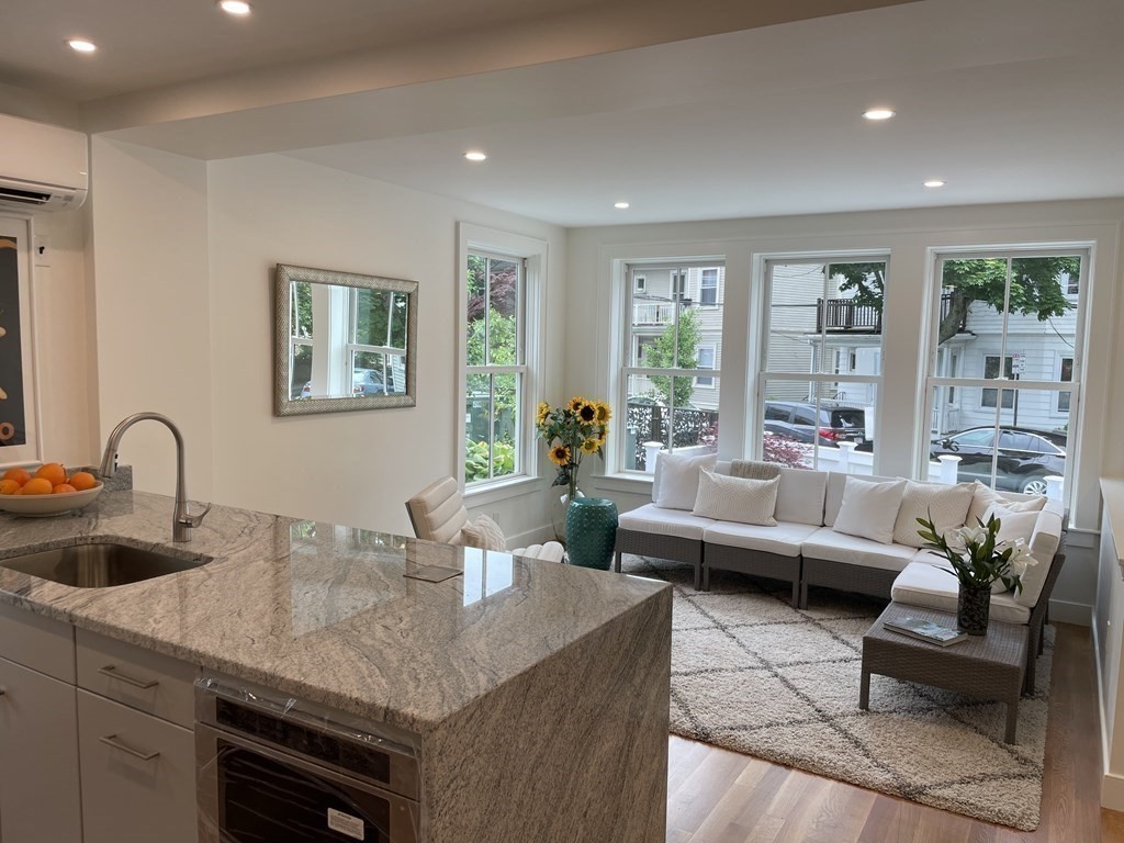 33 Porter Road, Unit 33 Cambridge, MA 02140 - Photo 3 of 36 Gallery Image 3