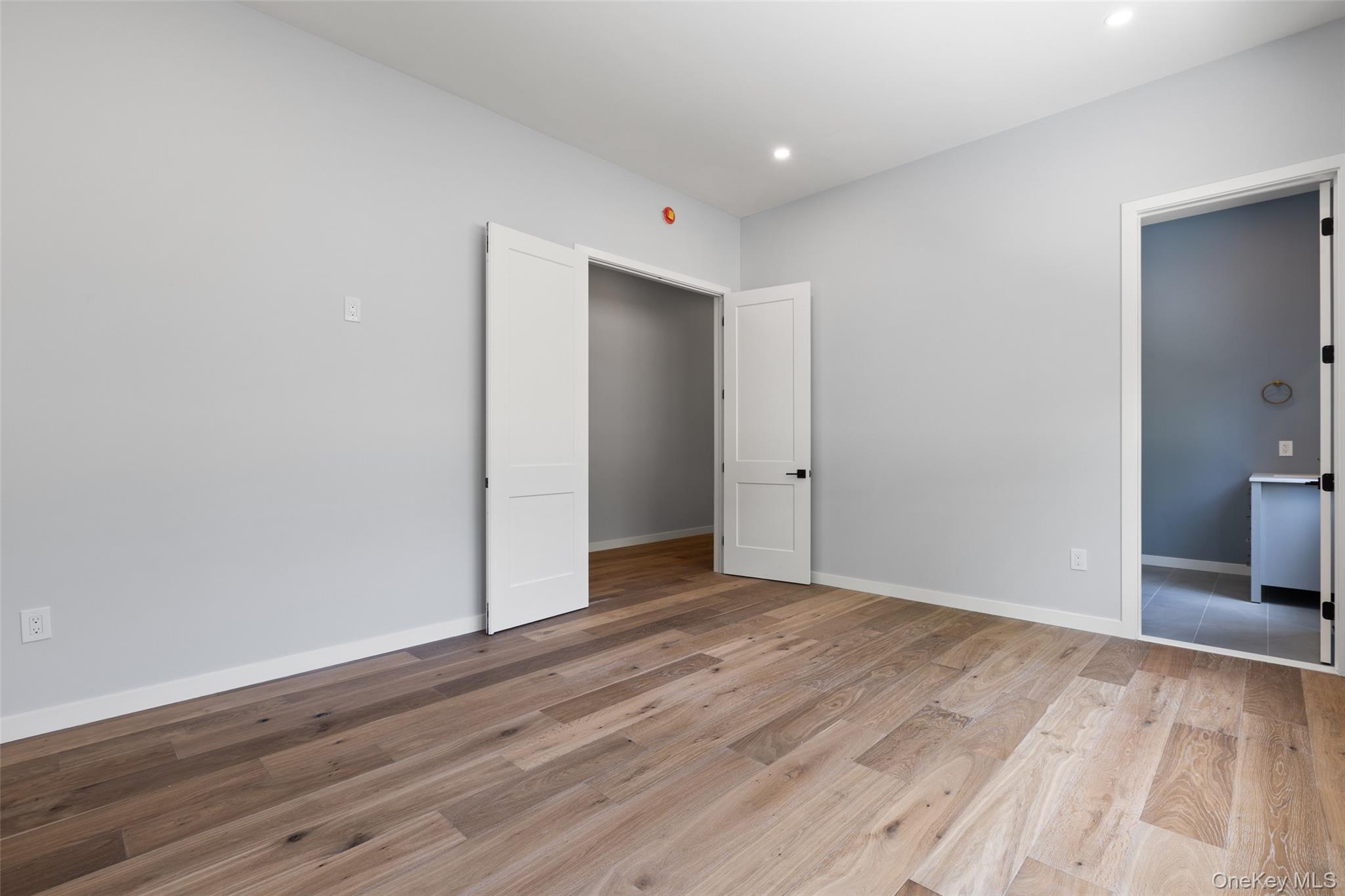 41 Mead Road Armonk, NY 10504 - Photo 23 of 40 Bedroom with Ensuite