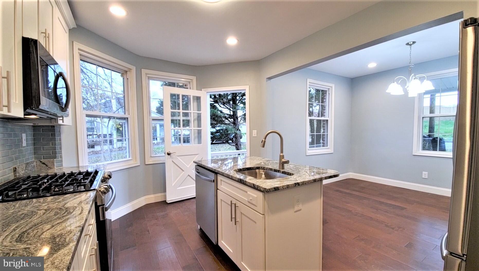 1225 Greystone Road Baltimore, MD 21227 - Photo 9 of 46 Kitchen