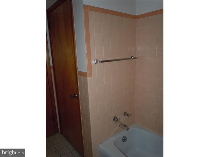 1805 Temple Road Pottstown, PA 19465 - Photo 14 of 25 Bathroom