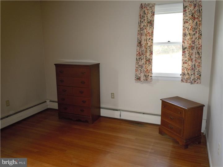 1805 Temple Road Pottstown, PA 19465 - Photo 17 of 25 Bedroom 2