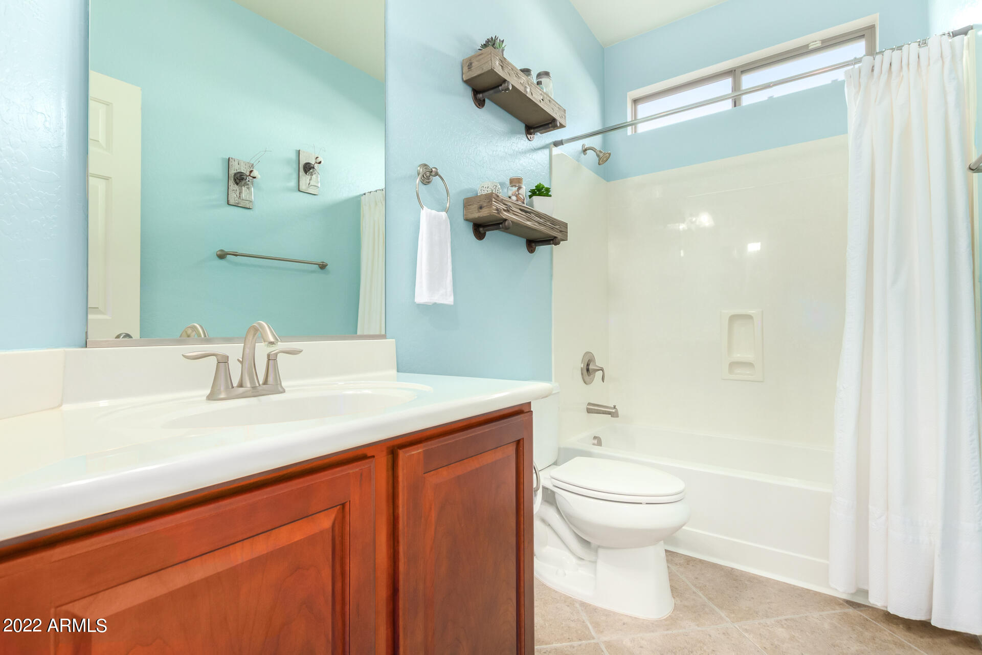 5404 West Red Bird Road Phoenix, AZ 85083 - Photo 12 of 27 15
