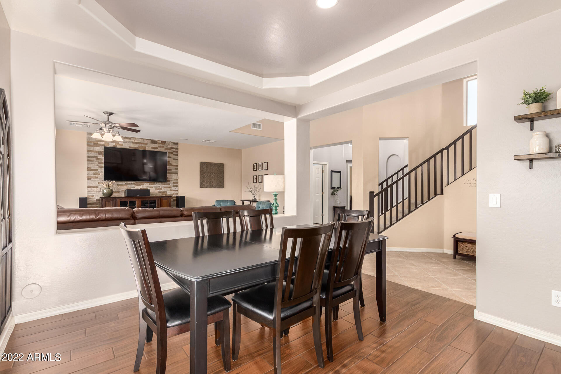 5404 West Red Bird Road Phoenix, AZ 85083 - Photo 8 of 27 11