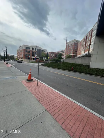 $1,650 | 443 Myrtle Avenue, Unit 1, Albany, NY 12208