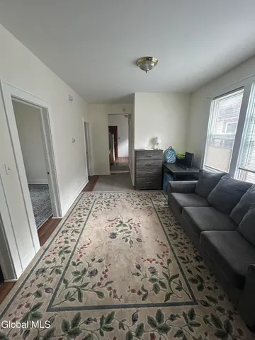 $1,650 | 443 Myrtle Avenue, Unit 1, Albany, NY 12208