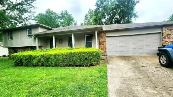 $229,000 | 1302 Bitner Terrace, Pittsburg, KS 66762
