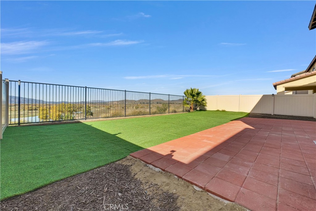 29157 Sunforest Lake Elsinore, CA 92530 - Photo 34 of 39 a view of a backyard with swimming pool